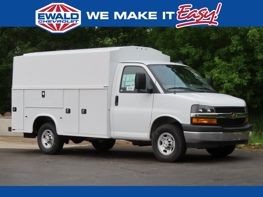 2025 Chevrolet Express 3500 Work Van 