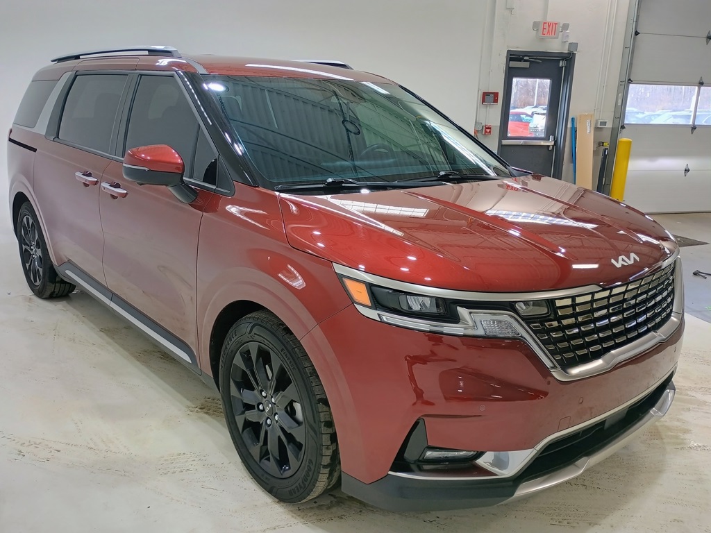 2024 Kia Carnival SX FWD