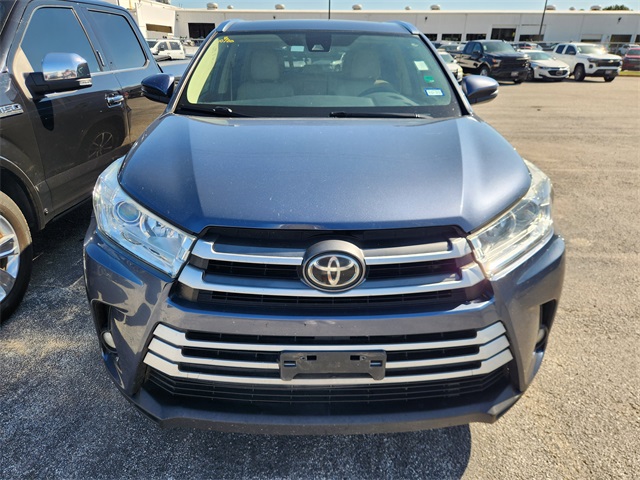 2019 Toyota Highlander XLE Blue at Gullo Toyota