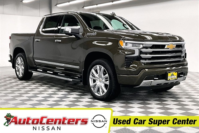 2023 Chevrolet Silverado 1500 High Country Crew Cab 4WD