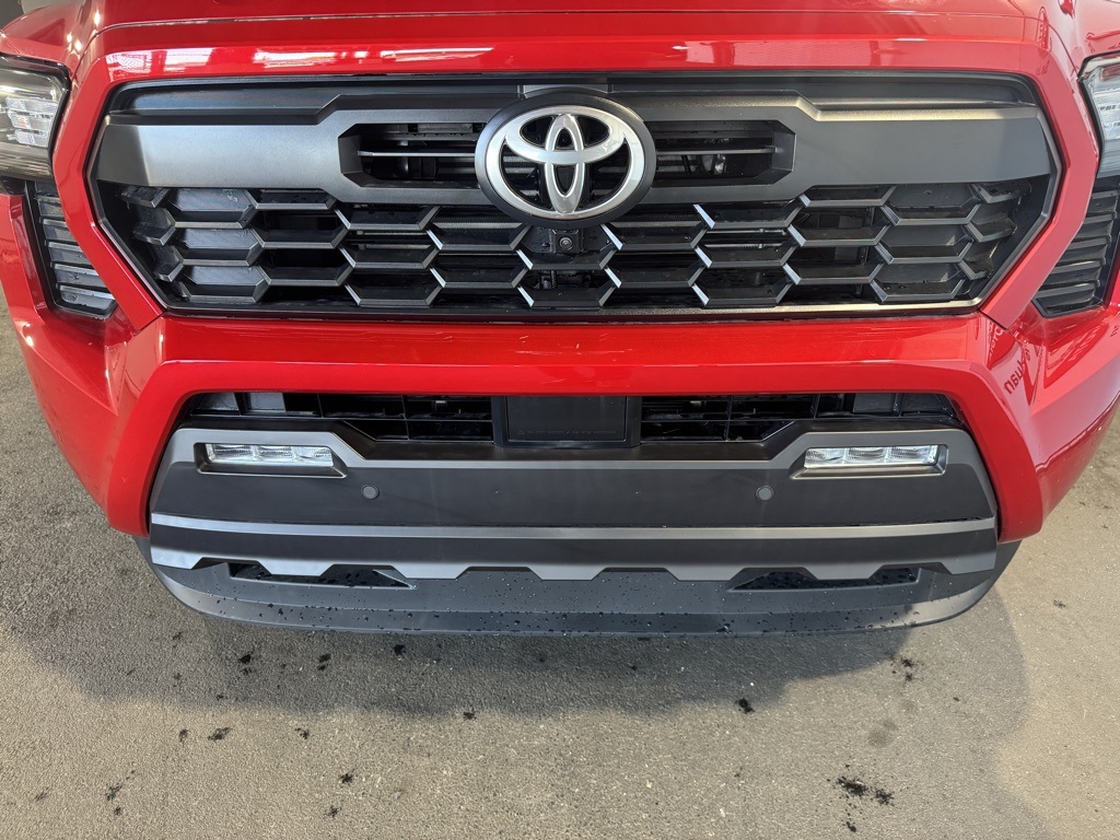 Thumbnail: 2025 Toyota Tacoma - 13