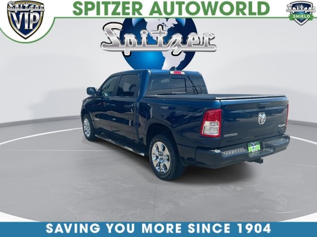 View vehicle photo 7