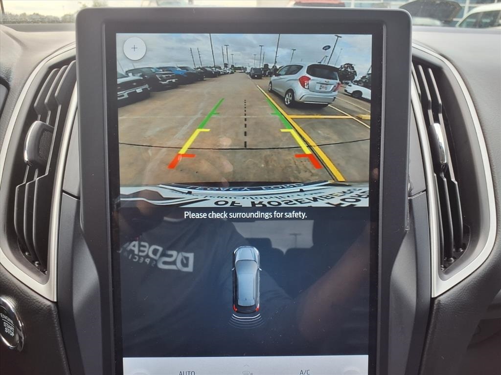 2022 Ford Edge SEL White at Toyota of Victoria