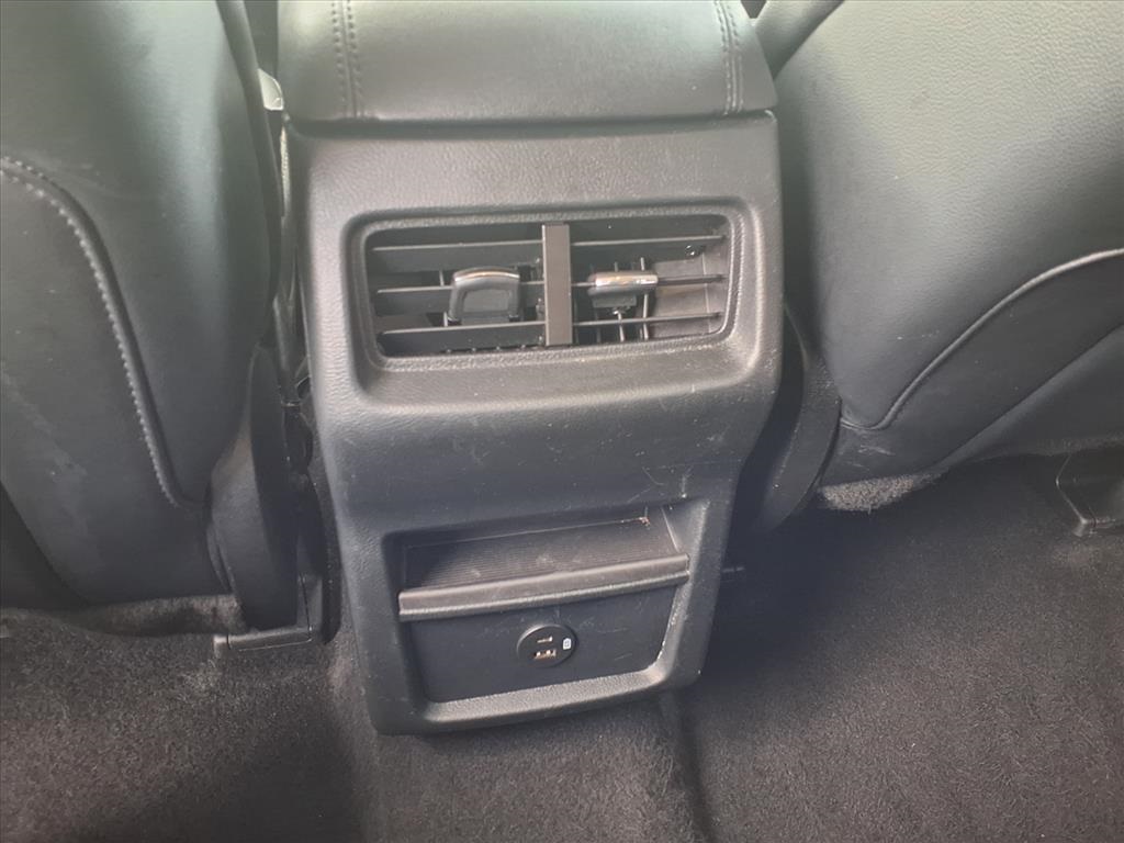 2022 Ford Edge SEL White at Toyota of Victoria