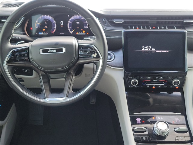 2022 Jeep Grand Cherokee L Overland - 11