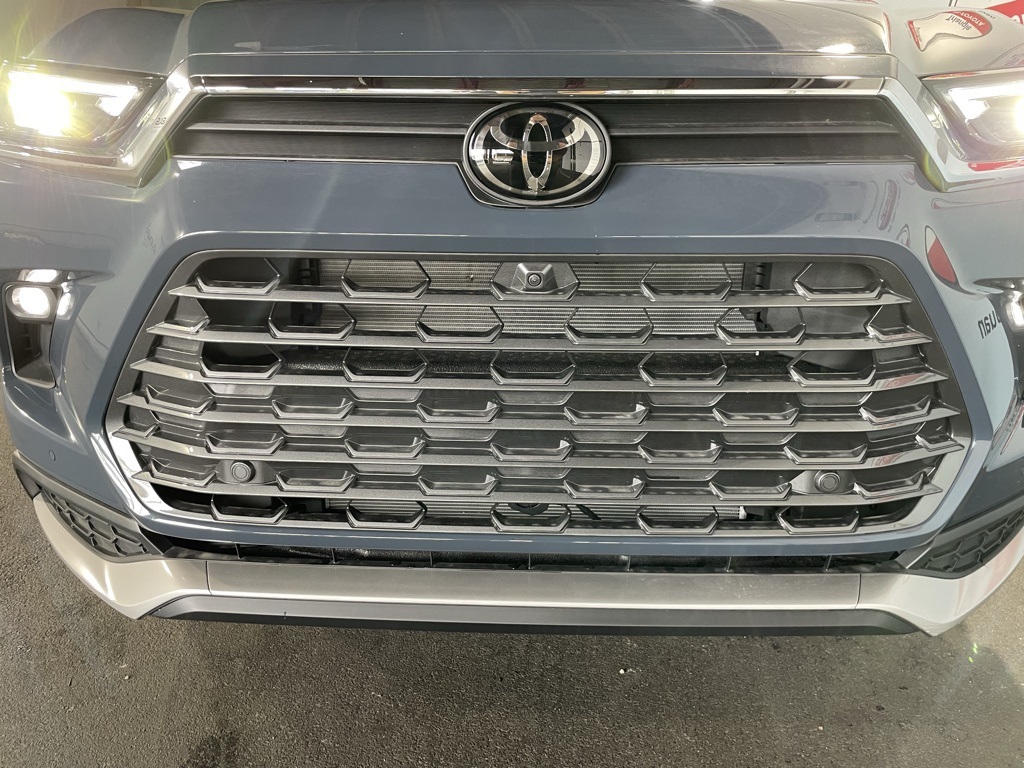 Thumbnail: 2026 Toyota Grand Highlander - 15