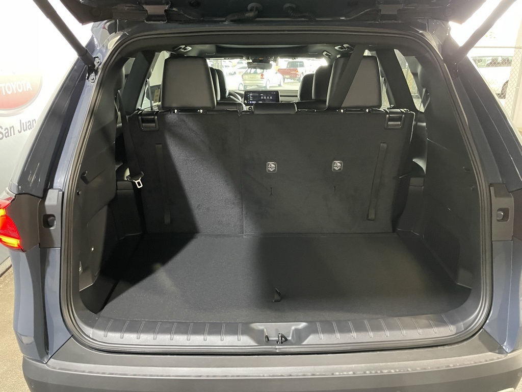 Thumbnail: 2026 Toyota Grand Highlander - 27