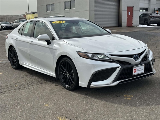 2024 Toyota Camry Hybrid XSE FWD