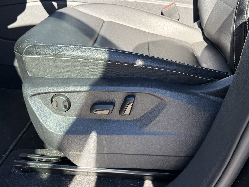 2023 Volkswagen Atlas 2.0T SE w/Technology Black at Joe Myers Mazda Kia