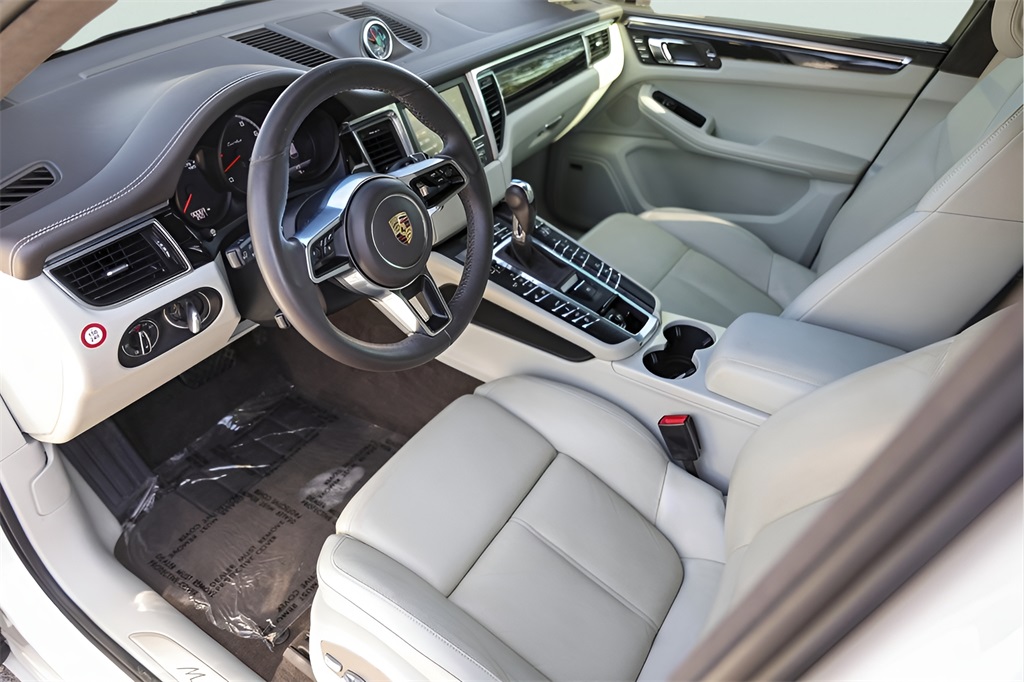 Used Car 2016 Porsche Macan  Turbo For Sale Under $25,000 In Austin, Texas