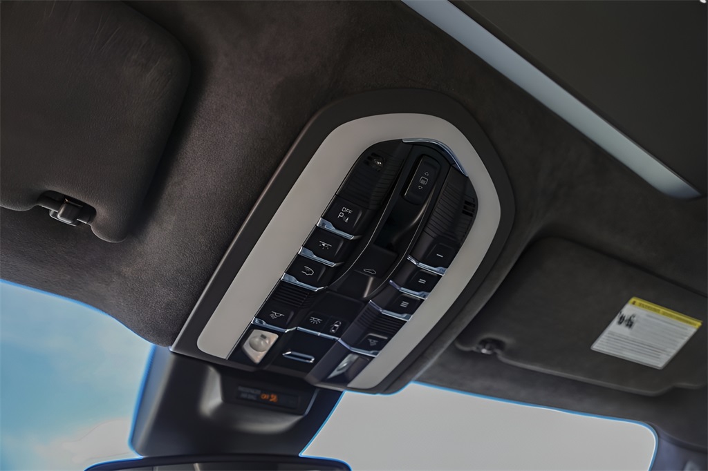 Used Car 2016 Porsche Macan  Turbo For Sale Under $25,000 In Austin, Texas