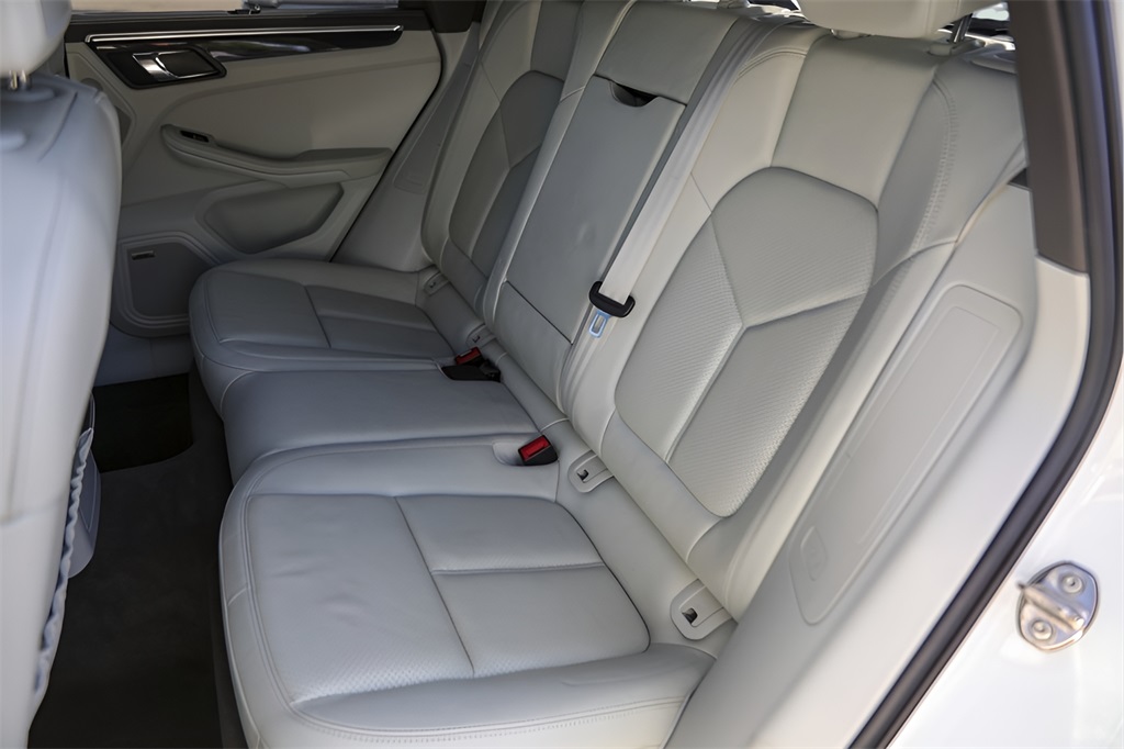 Used Car 2016 Porsche Macan  Turbo For Sale Under $25,000 In Austin, Texas