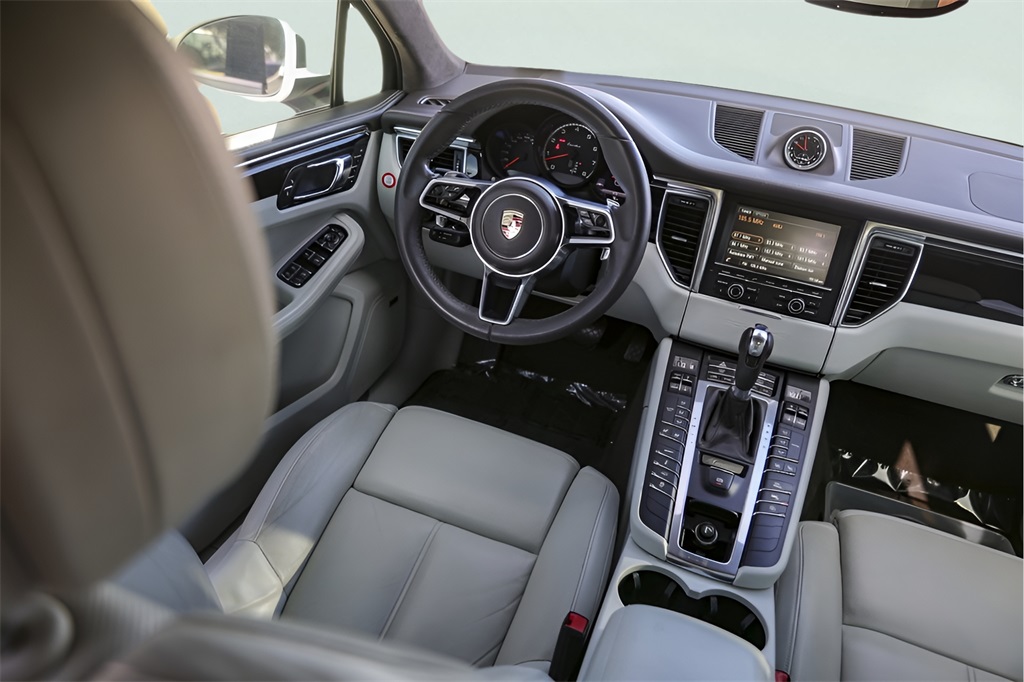 Used Car 2016 Porsche Macan  Turbo For Sale Under $25,000 In Austin, Texas