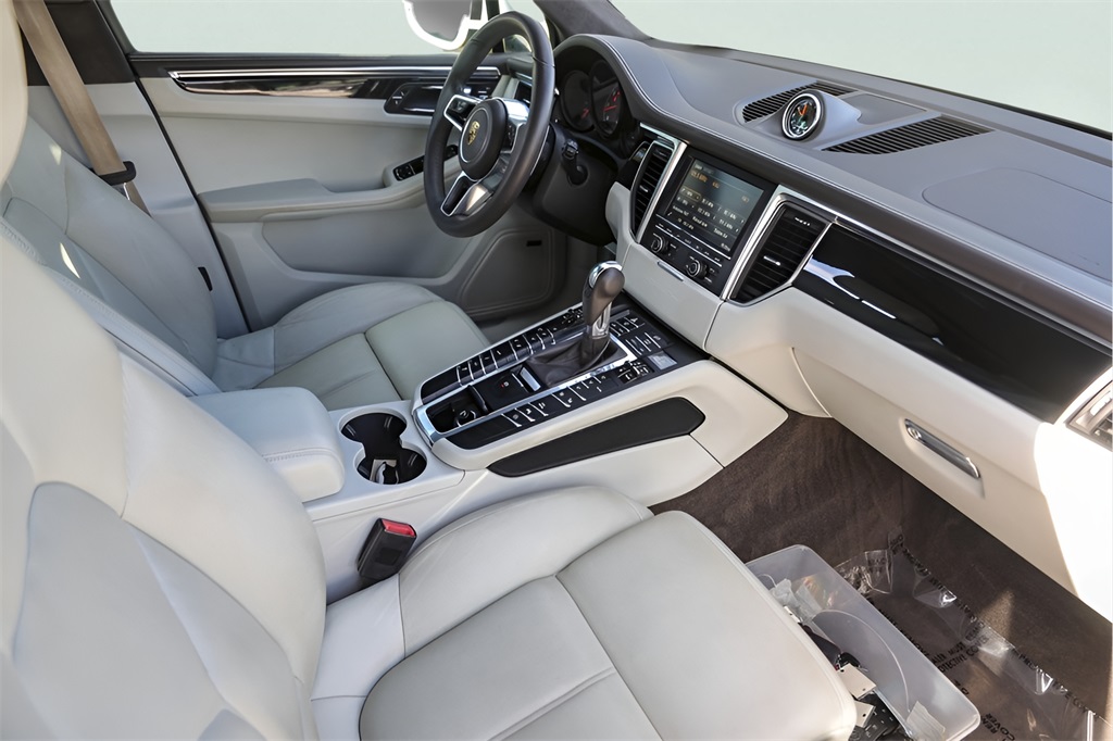 Used Car 2016 Porsche Macan  Turbo For Sale Under $25,000 In Austin, Texas