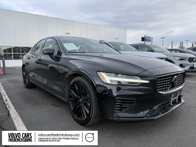2025 Volvo S60 Recharge T8 Ultra Black Edition eAWD