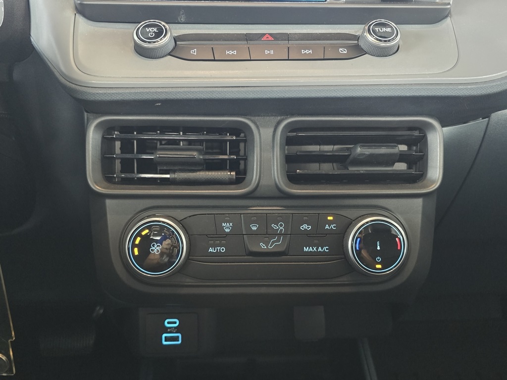 Thumbnail: 2023 Ford Maverick - 27