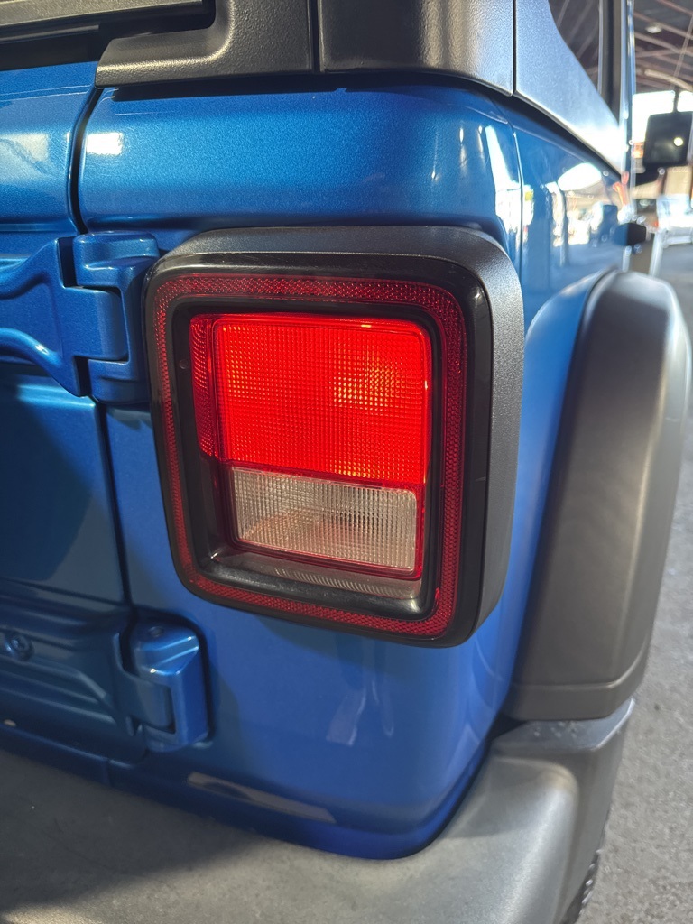 Thumbnail: 2023 Jeep Wrangler - 16