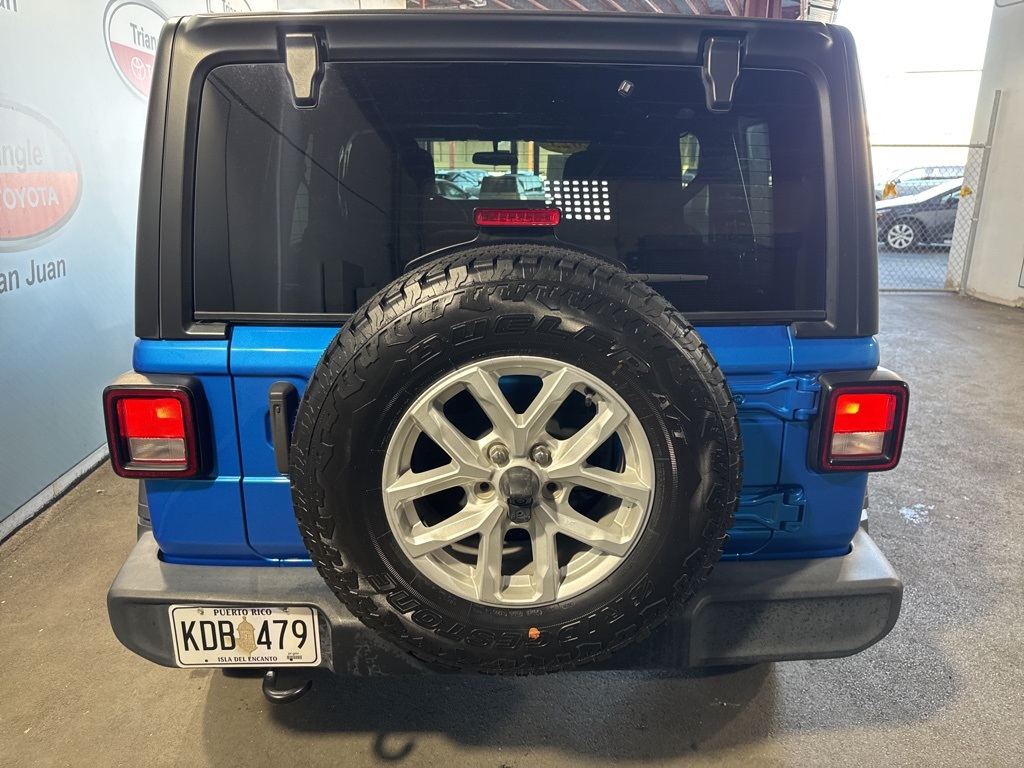 Thumbnail: 2023 Jeep Wrangler - 17