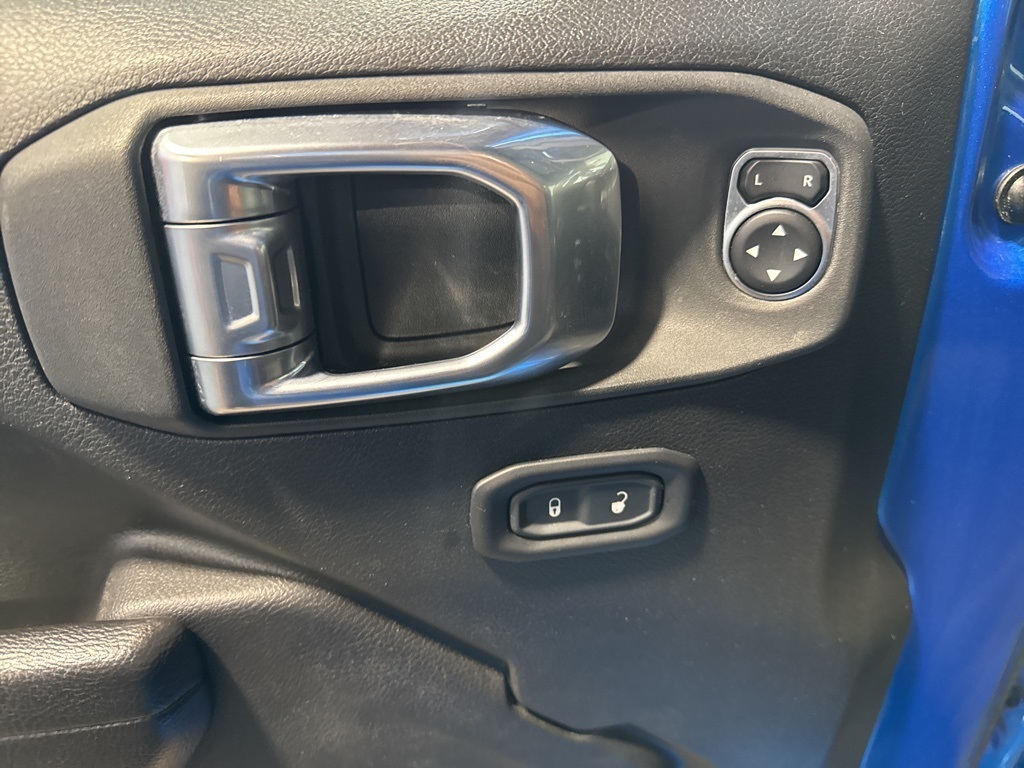 Thumbnail: 2023 Jeep Wrangler - 25