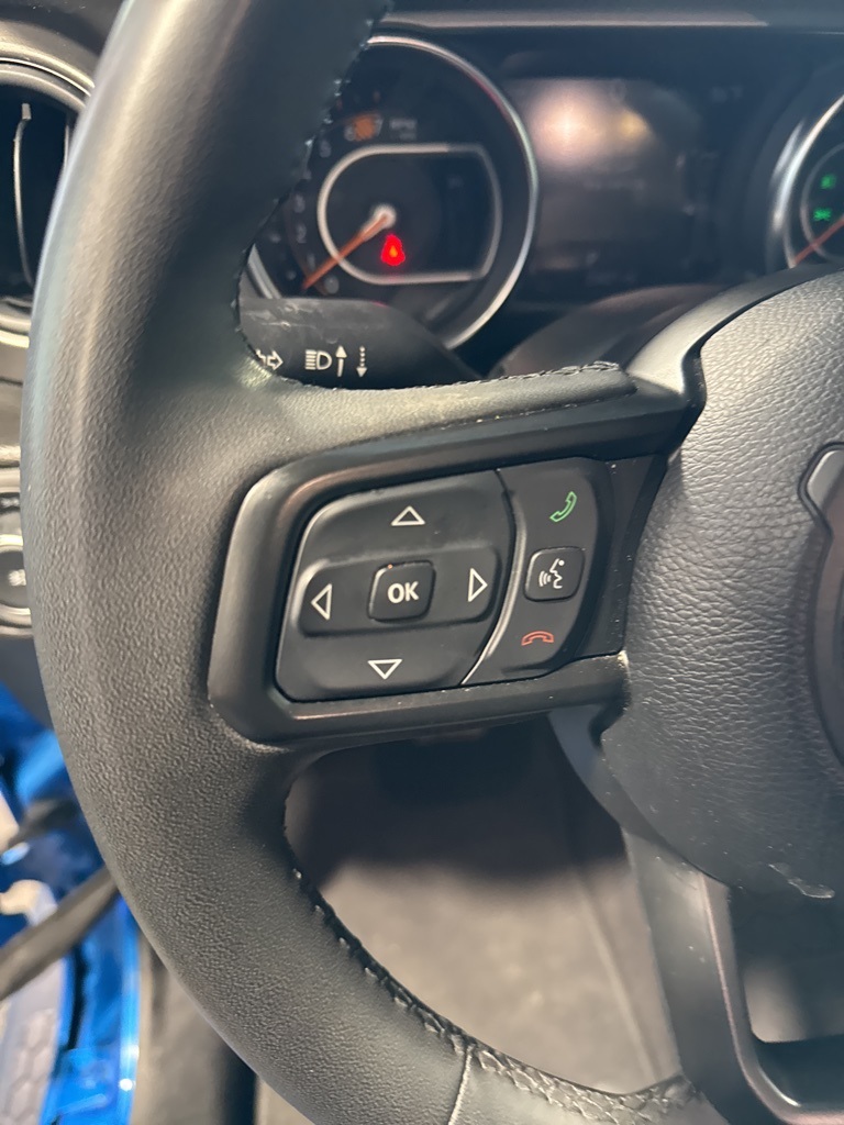 Thumbnail: 2023 Jeep Wrangler - 31