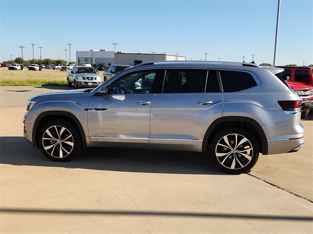 Used Car 2024 Volkswagen Atlas  2.0t Sel Premium R-line For Sale Under $50,000 In Plainview, Texas