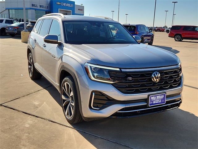 Used Car 2024 Volkswagen Atlas  2.0t Sel Premium R-line For Sale Under $50,000 In Plainview, Texas