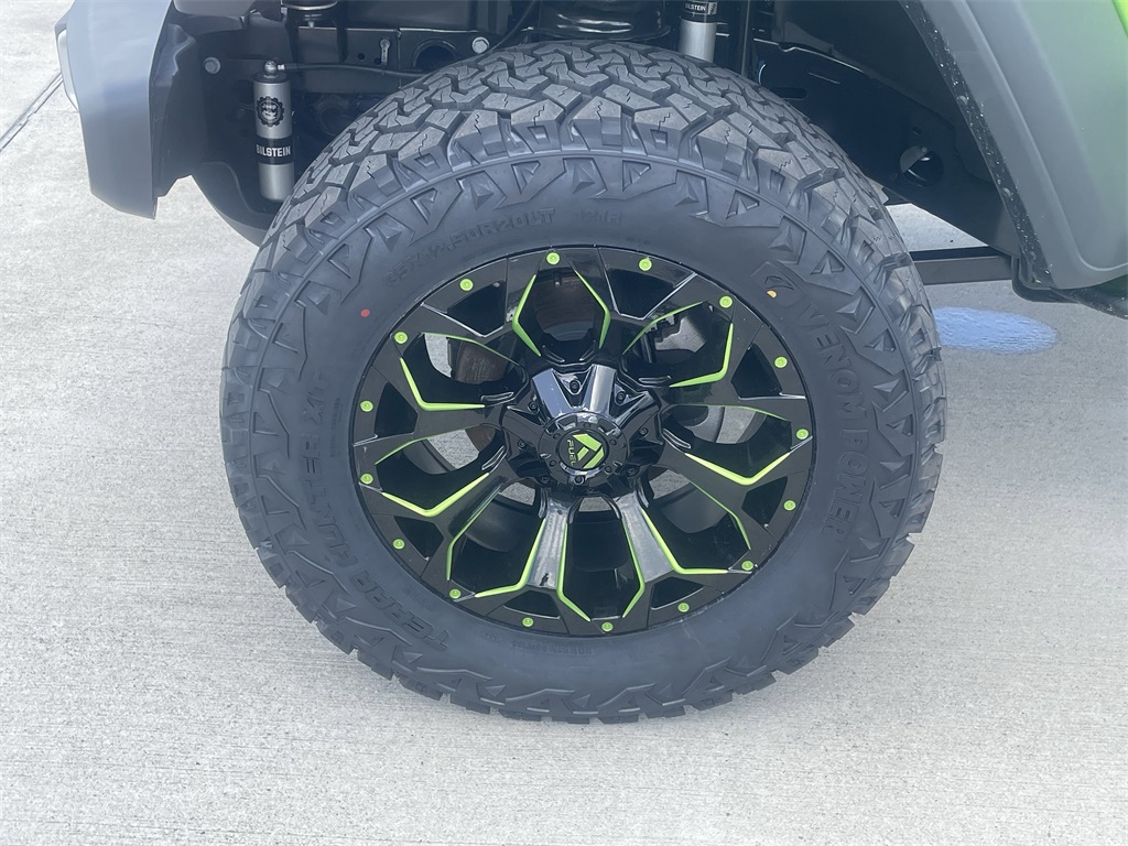 2025 Jeep Gladiator Sport - 8