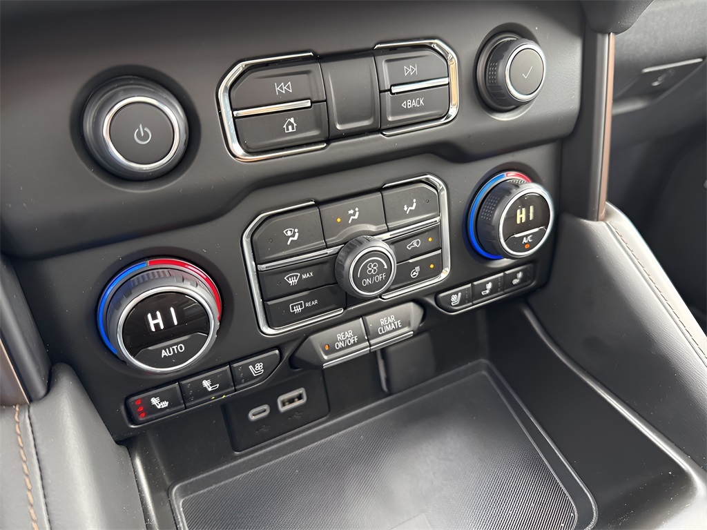 2023 Chevrolet Suburban