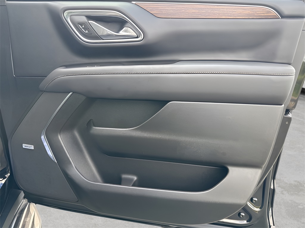 2023 Chevrolet Suburban