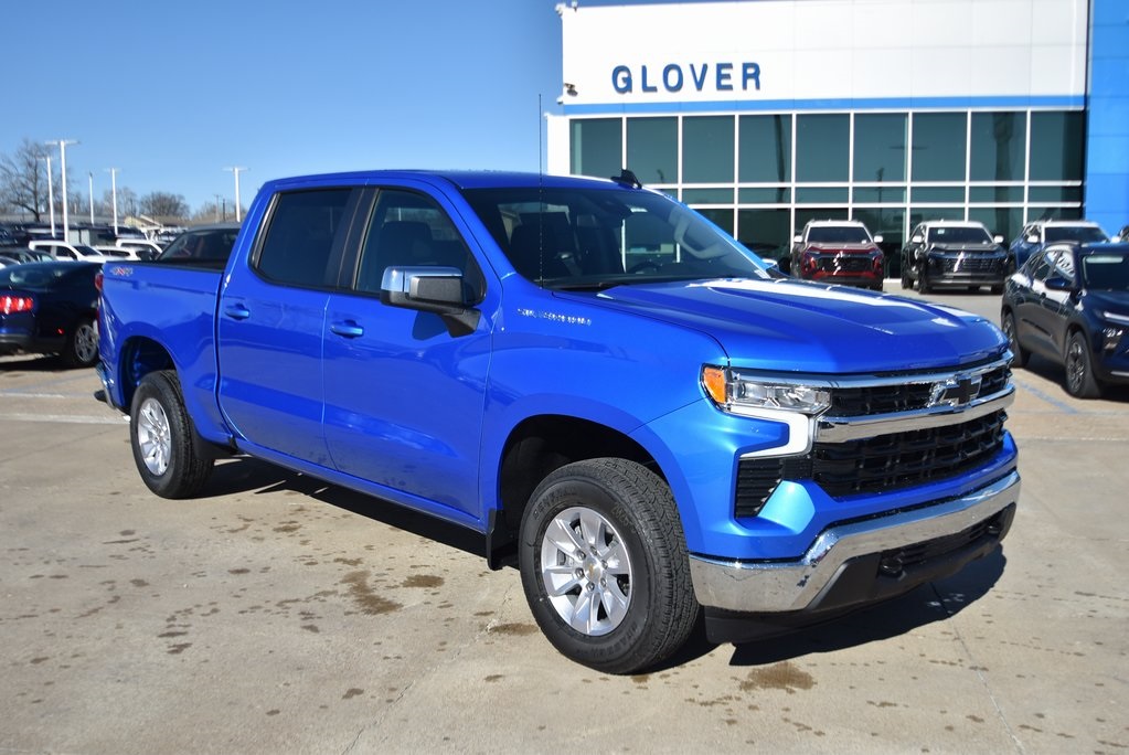 2026 Chevrolet Silverado 1500 LT Crew Cab 4WD