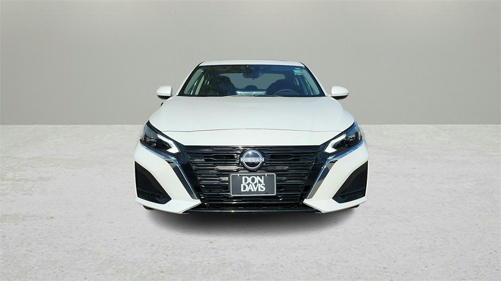 2025 Nissan Altima
