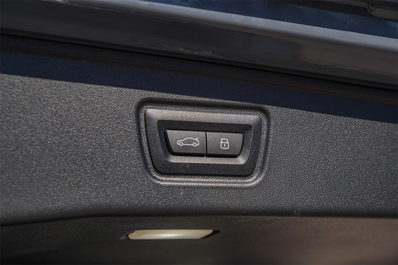 Used Car 2025 Bmw M5  Base For Sale Under $150,000 In Austin, Texas