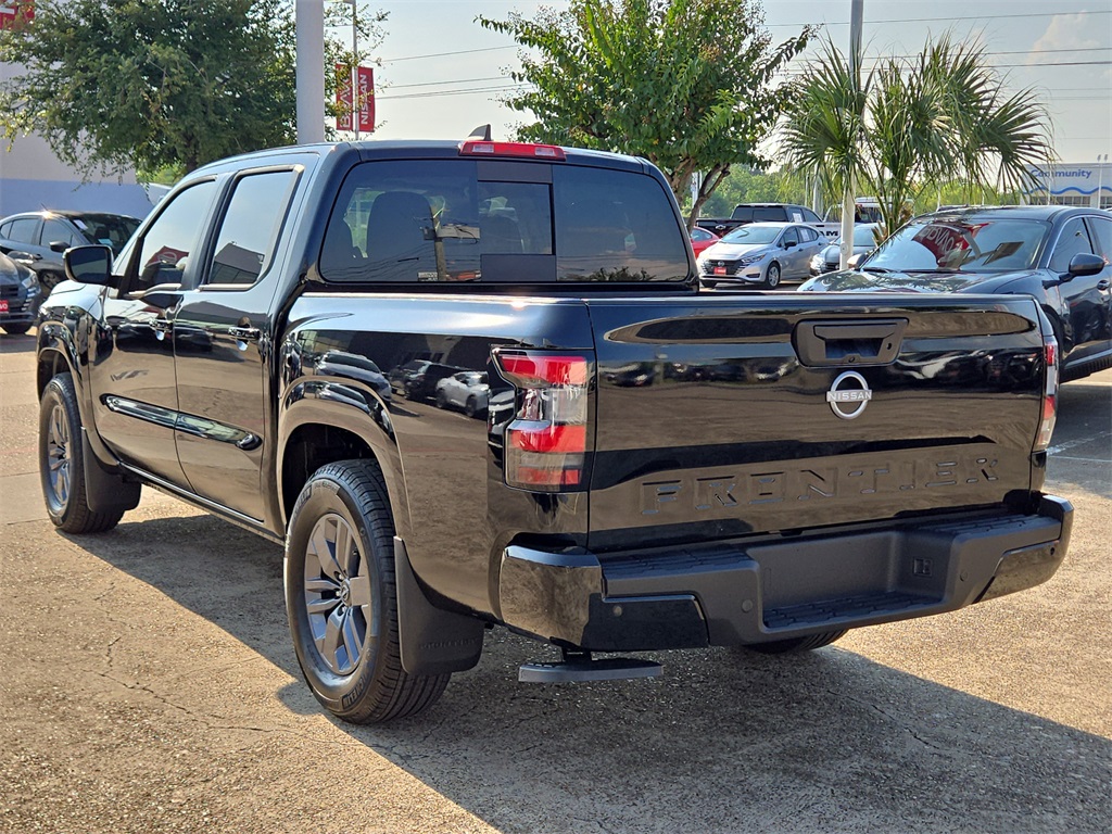 2025 Nissan Frontier SV photo 4