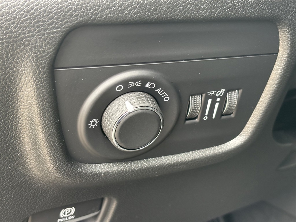 New Car 2025 Jeep Grand Cherokee  Altitude X For Sale Under $40,000 In San Marcos, Texas