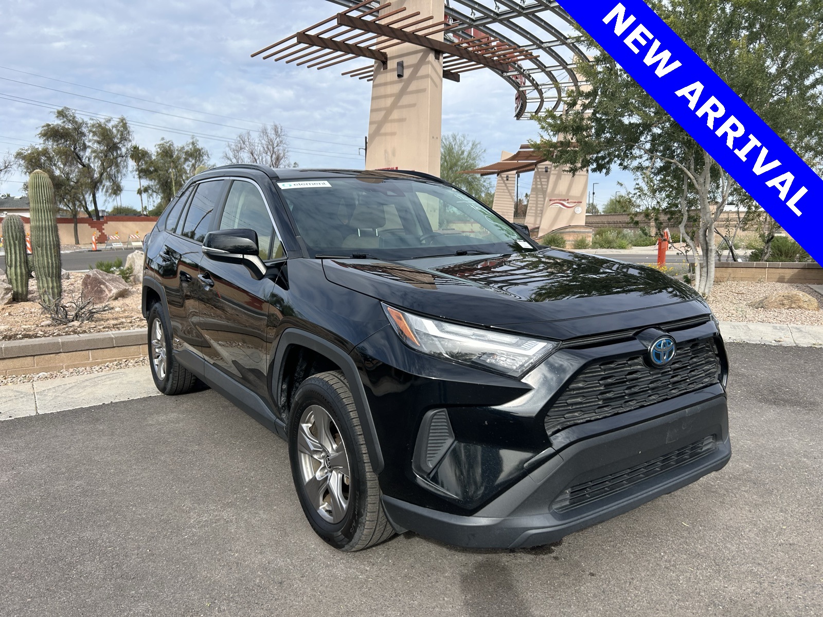 2023 Toyota RAV4 Hybrid XLE