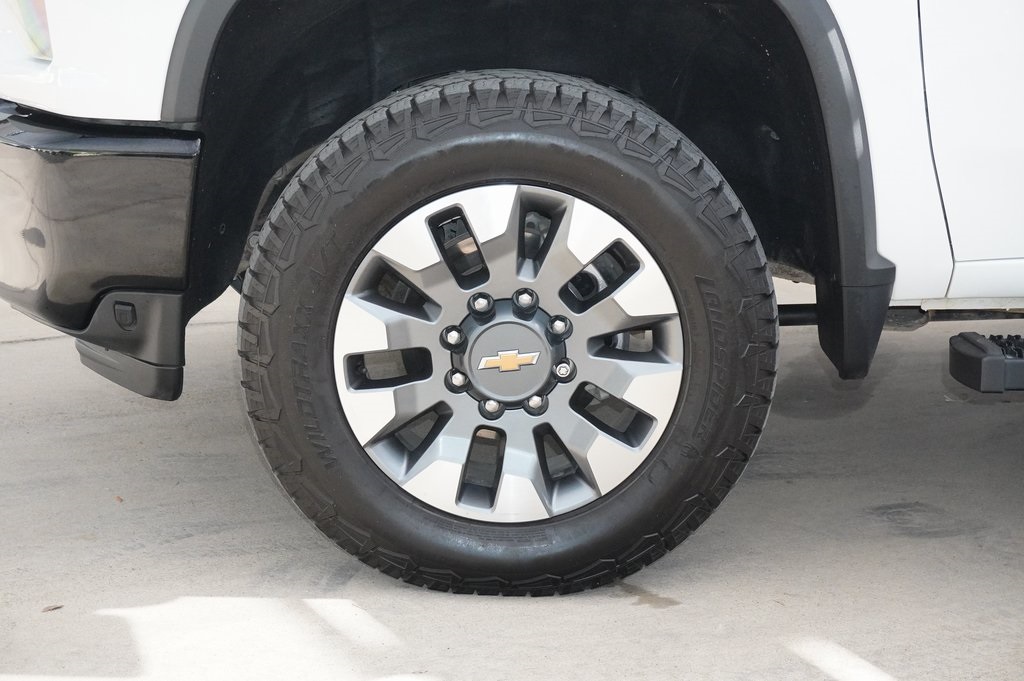 Used Car 2022 Chevrolet Silverado 2500hd  Custom For Sale Under $60,000 In Weatherford, Texas