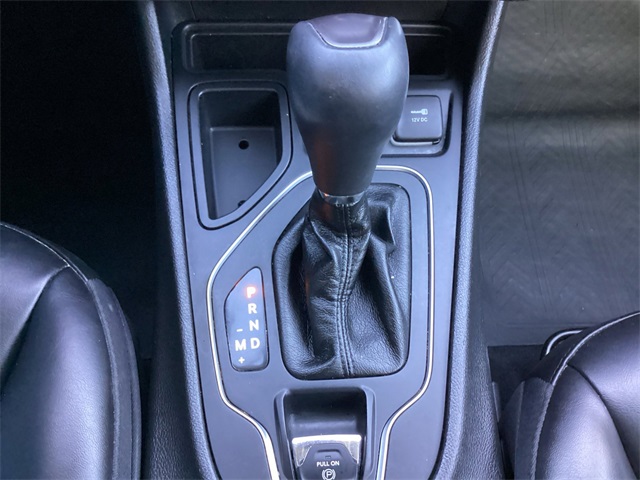 Used Car 2021 Jeep Cherokee  Latitude Plus For Sale Under $15,000 In San Antonio, Texas