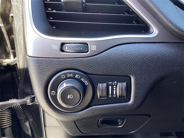 Used Car 2021 Jeep Cherokee  Latitude Plus For Sale Under $15,000 In San Antonio, Texas