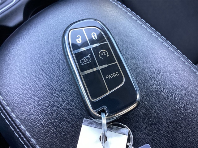 Used Car 2021 Jeep Cherokee  Latitude Plus For Sale Under $15,000 In San Antonio, Texas