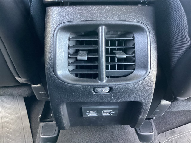 Used Car 2021 Jeep Cherokee  Latitude Plus For Sale Under $15,000 In San Antonio, Texas