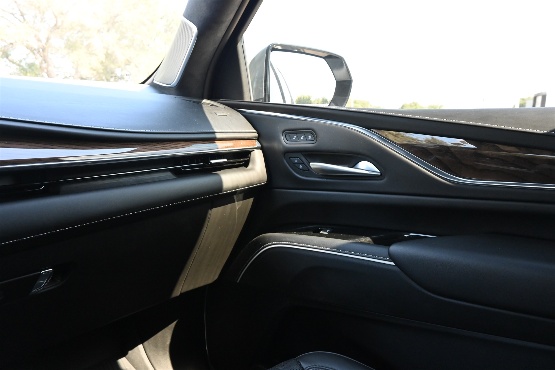 2023 Cadillac Escalade Sport Platinum Silver at Central Houston Nissan