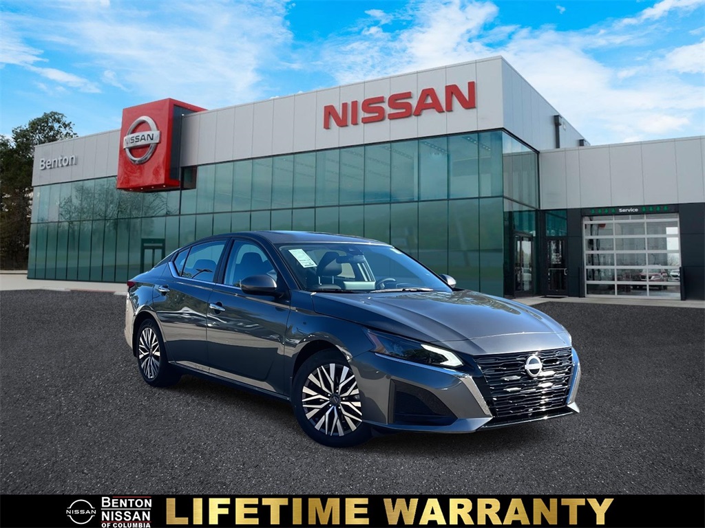 2025 Nissan Altima 2.5 SV FWD