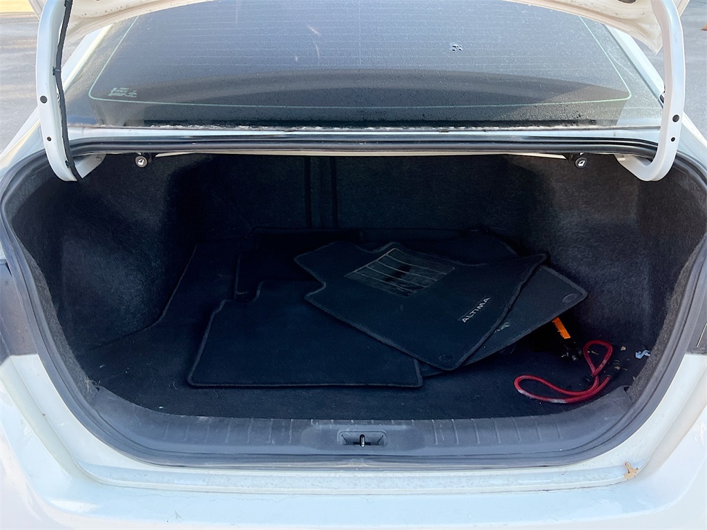 2020 Nissan Altima 2.5 S White at Emmons Autoplex