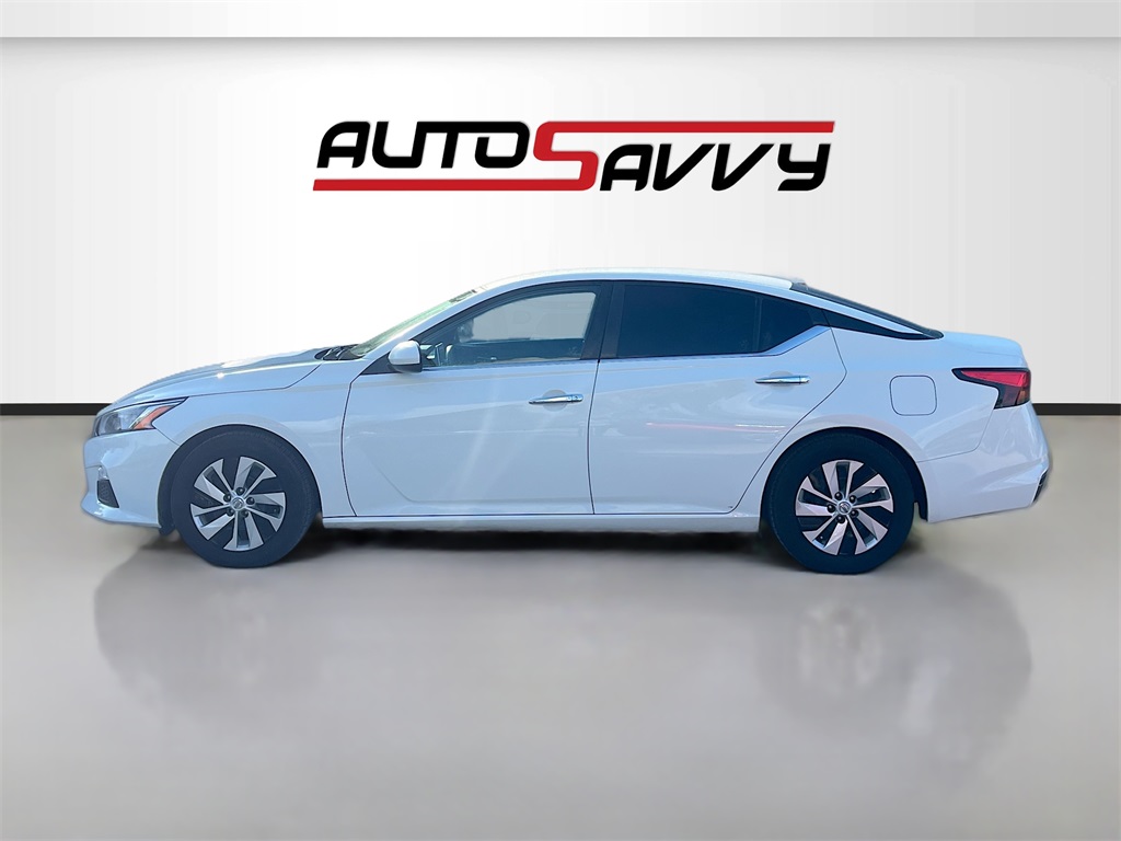 2020 Nissan Altima 2.5 S White at Emmons Autoplex