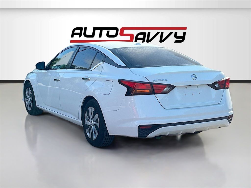 2020 Nissan Altima 2.5 S White at Emmons Autoplex