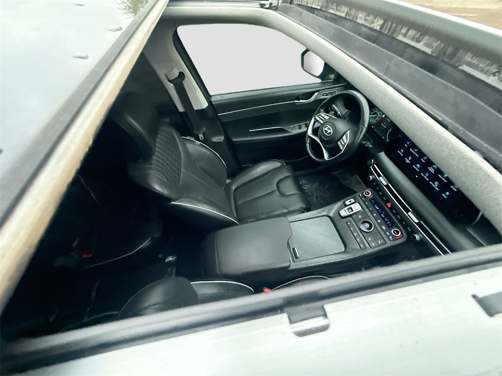 2024 Hyundai Palisade Limited Gray at North Houston Mitsubishi