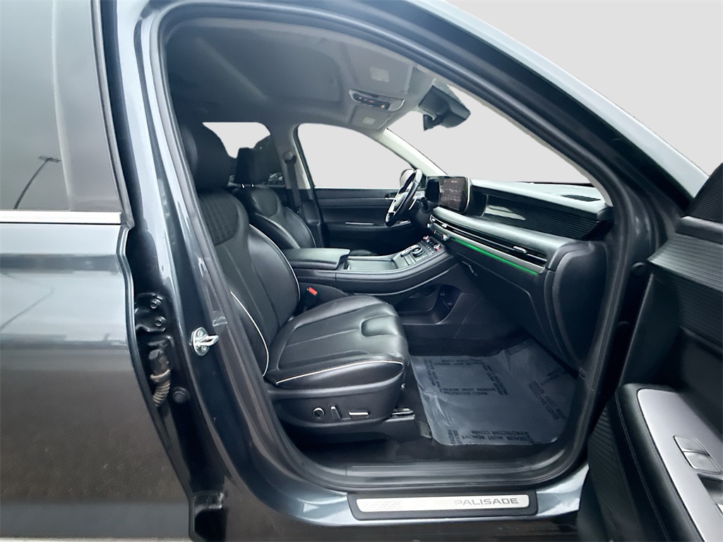 2024 Hyundai Palisade Limited Gray at North Houston Mitsubishi