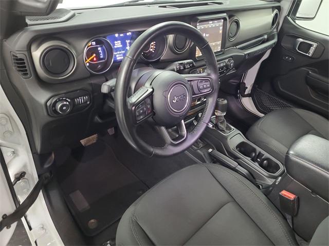 2021 – Jeep – Wrangler