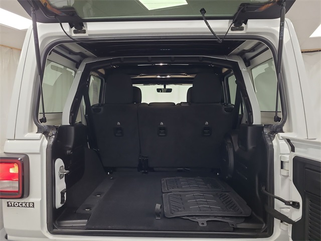 2021 – Jeep – Wrangler