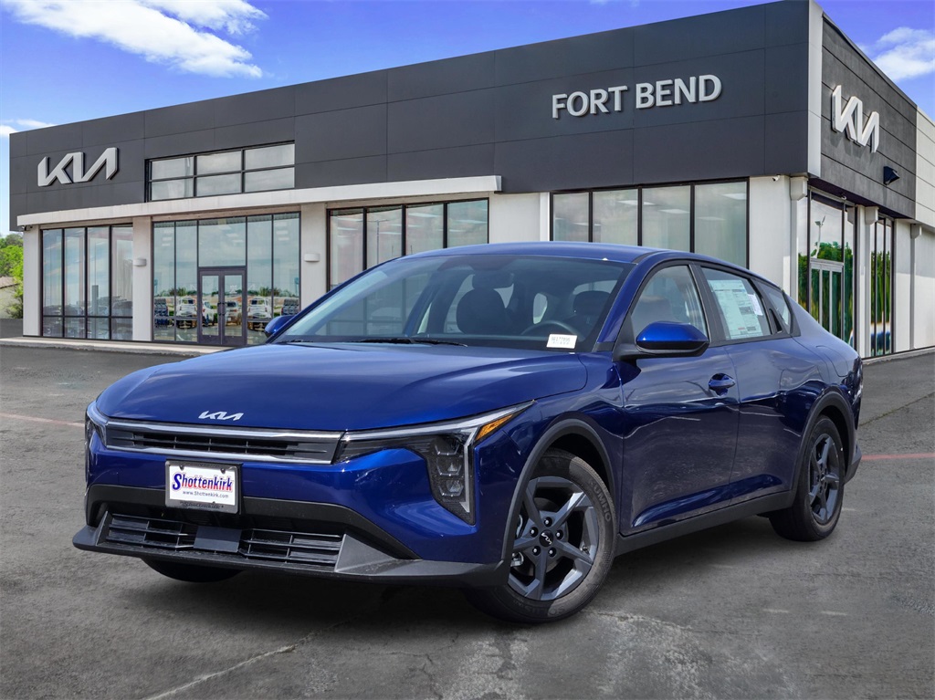 2025 Kia K4 LXS - 0
